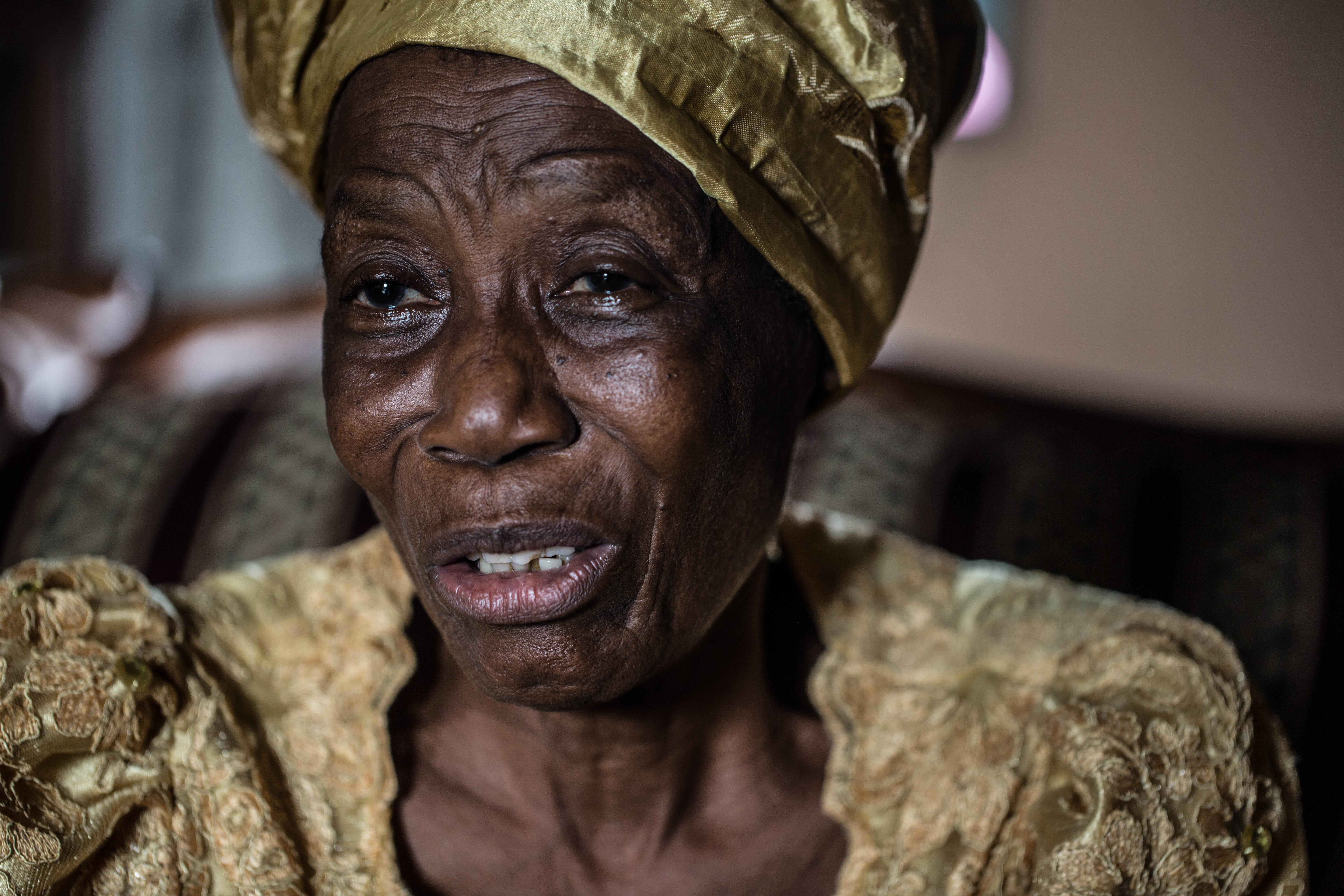 People threw away their children